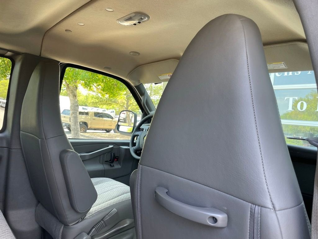 2026 Chevrolet Express Passenger LS