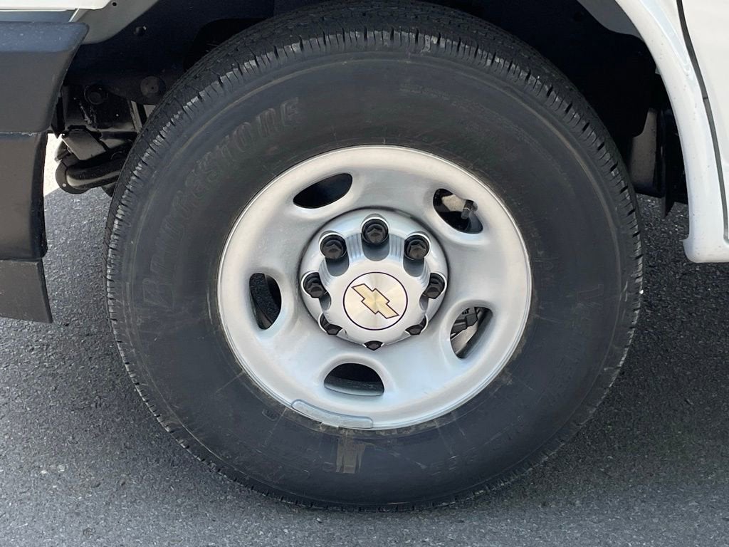 2026 Chevrolet Express Passenger LS