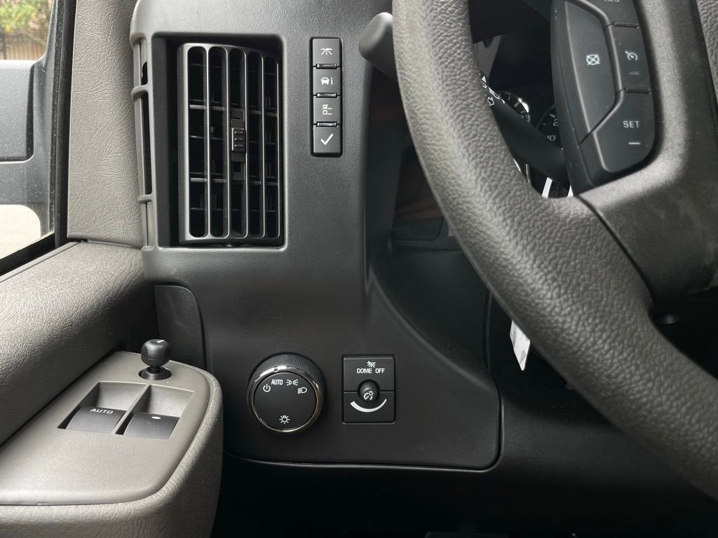 2026 Chevrolet Express Passenger LS