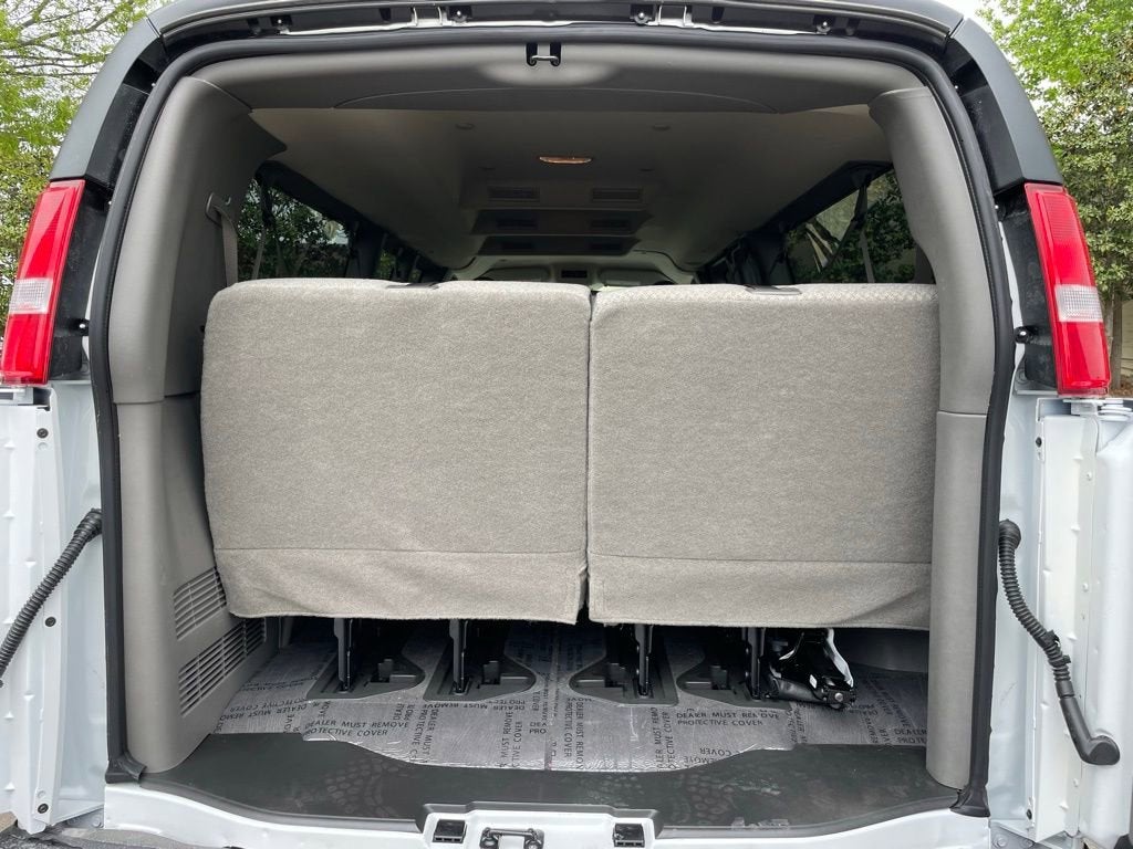 2026 Chevrolet Express Passenger LS