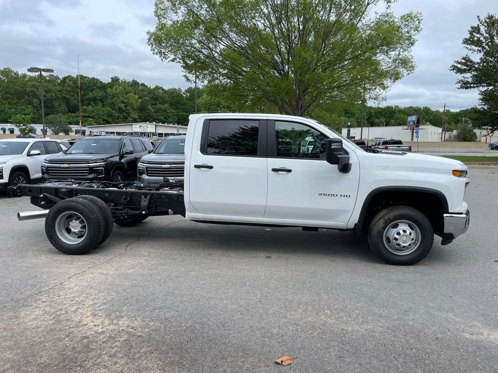 2026 Chevrolet Silverado 3500 HD Chassis Cab Work Truck