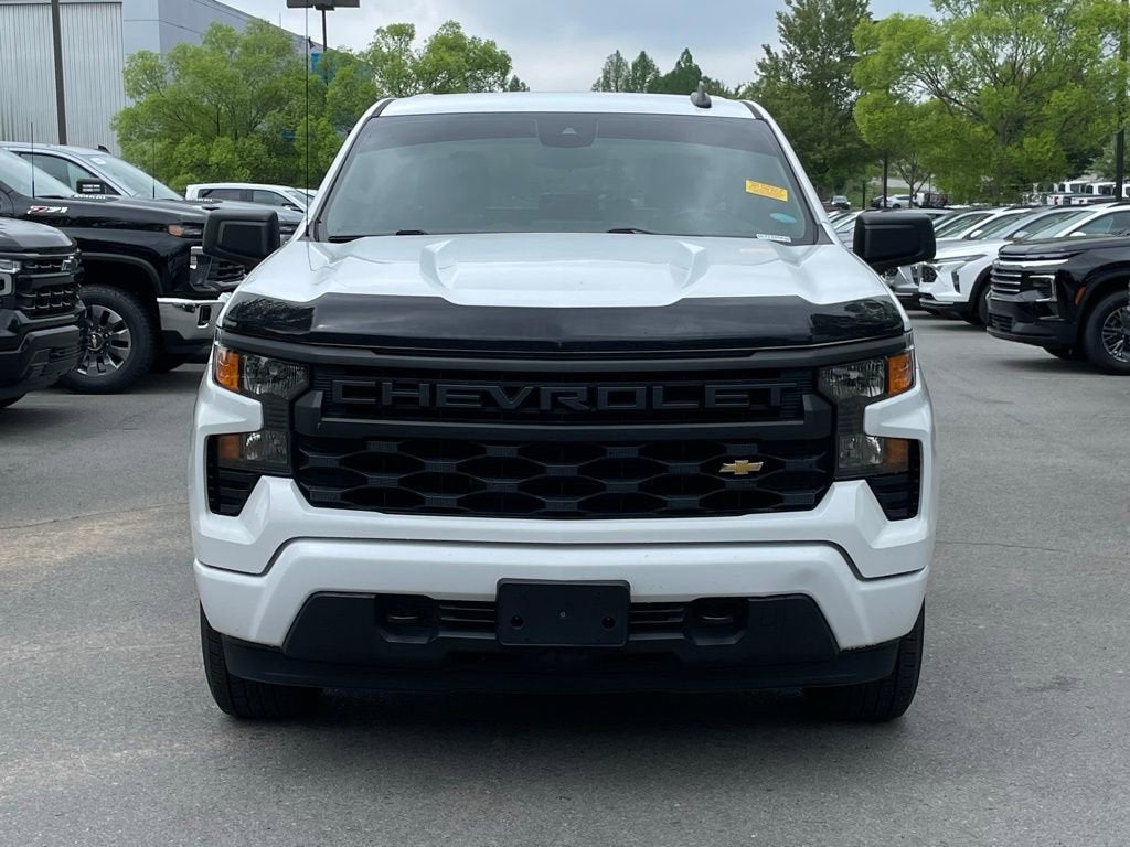Used 2022 Chevrolet Silverado 1500 Custom with VIN 1GCPDBEK2NZ580587 for sale in Little Rock
