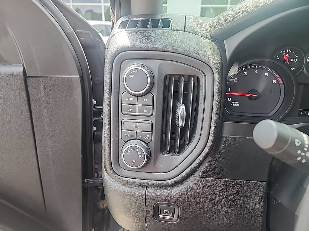 2019 Chevrolet Silverado 1500 Custom Trail Boss