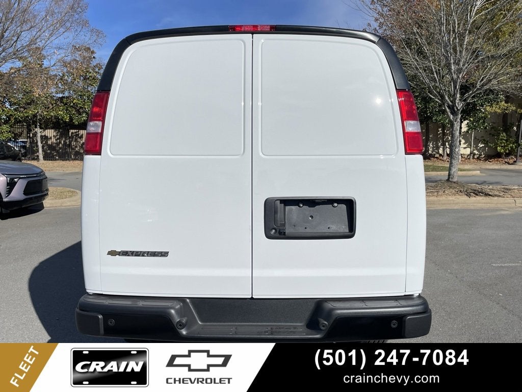 2025 Chevrolet Express Cargo 2500 WT