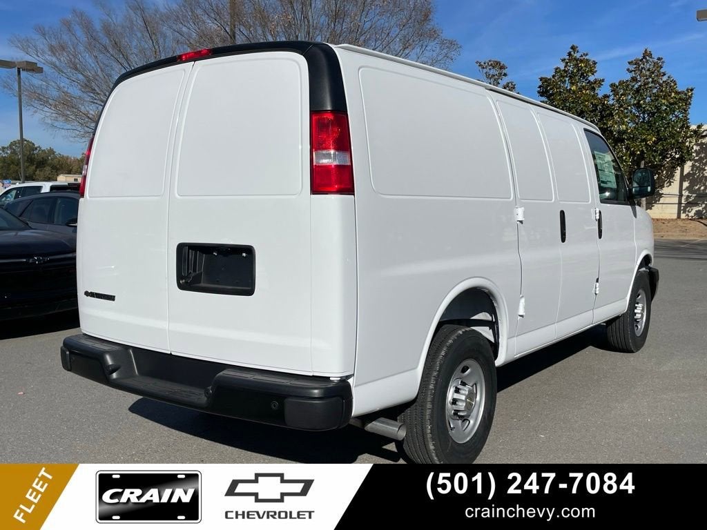 2025 Chevrolet Express Cargo 2500 WT