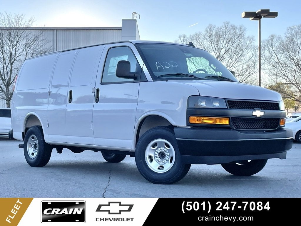 2025 Chevrolet Express Cargo 2500 WT