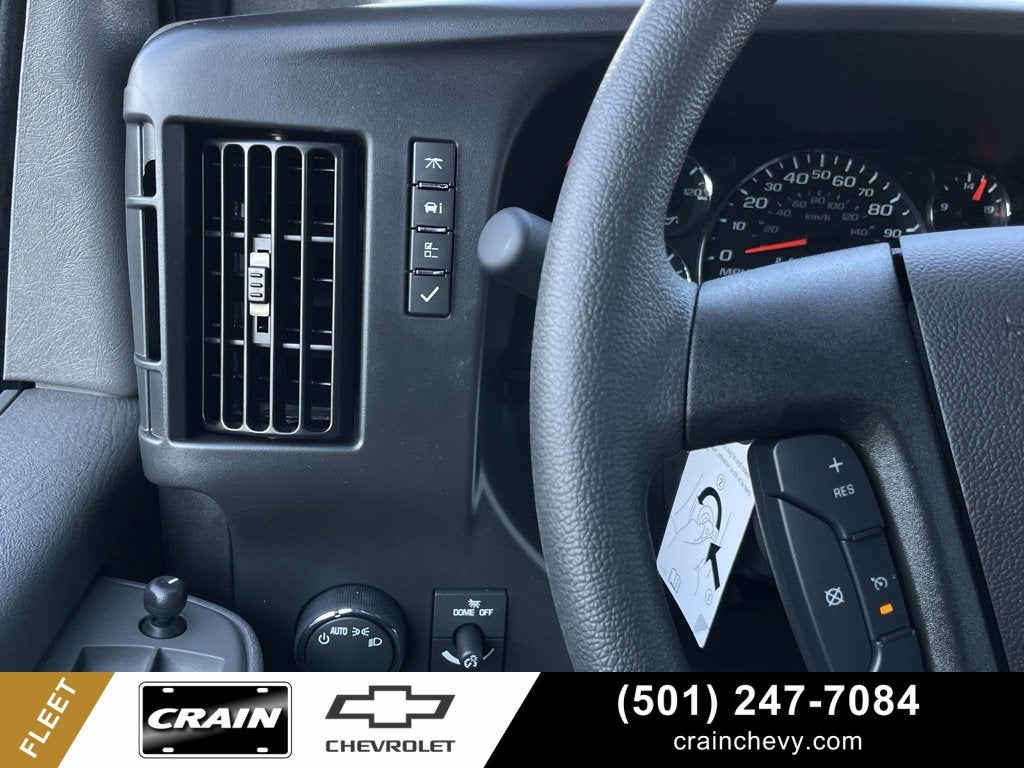 2025 Chevrolet Express Cargo 2500 WT