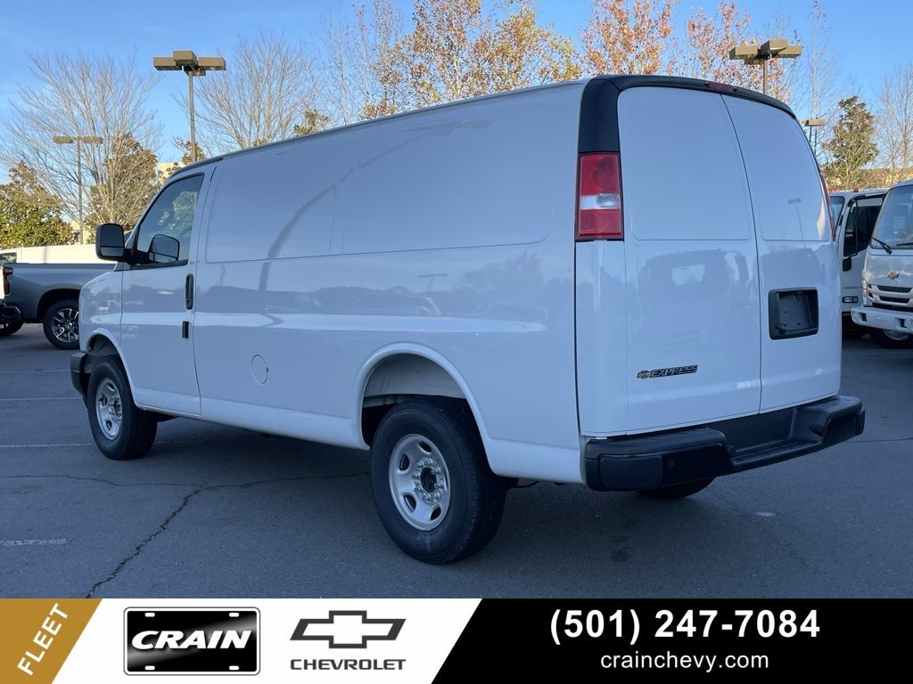 2025 Chevrolet Express Cargo 2500 WT