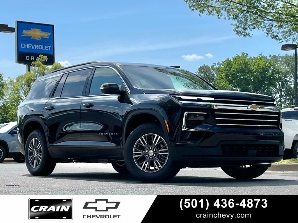 2026 Chevrolet Traverse FWD LT's photo