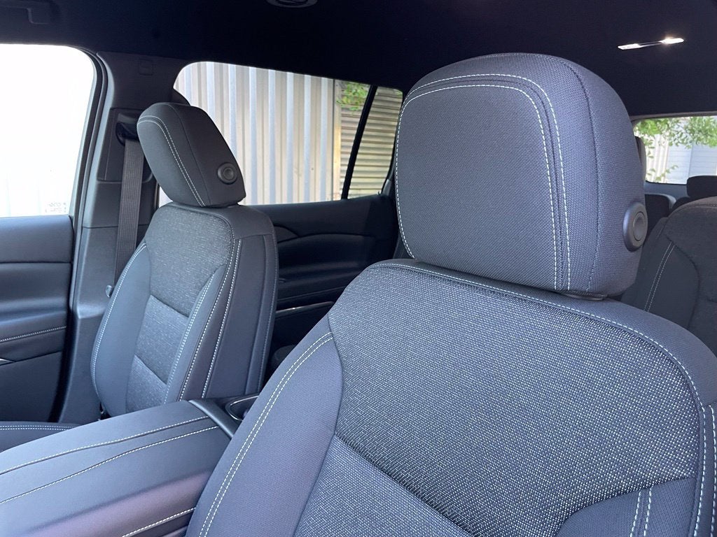 2027 Chevrolet Traverse LT - Photo 24