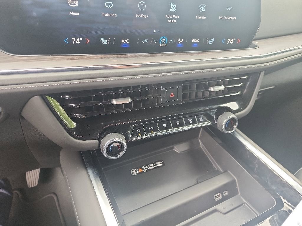2025 Chevrolet Tahoe LT
