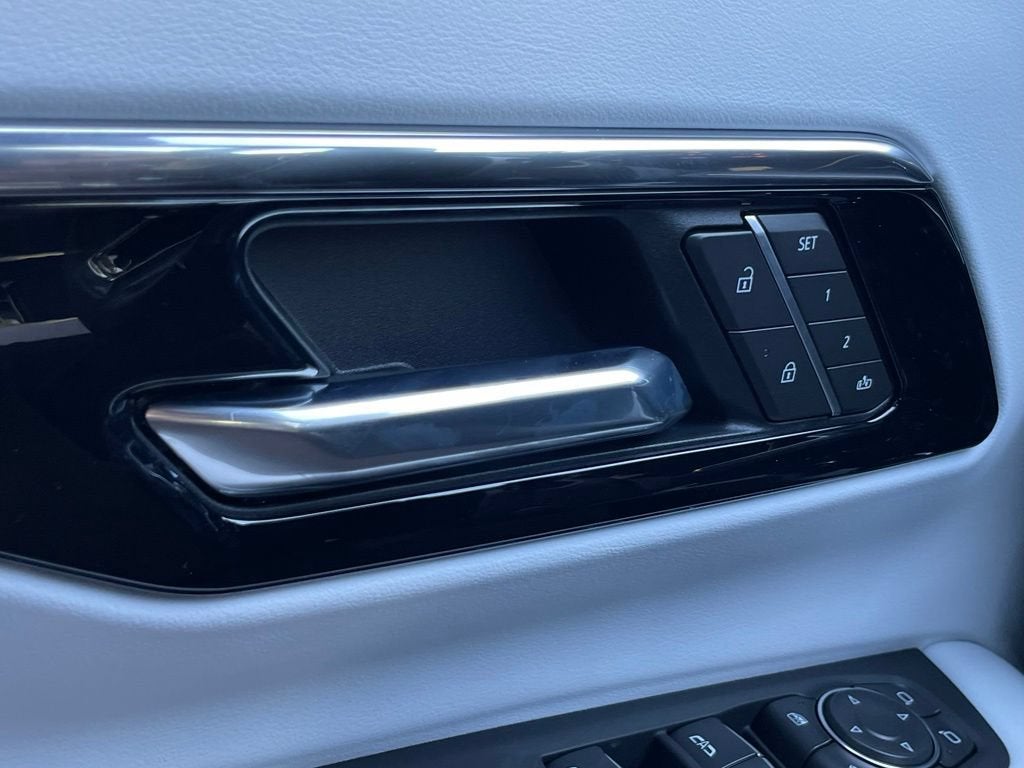 2026 Chevrolet Tahoe Premier - Photo 12
