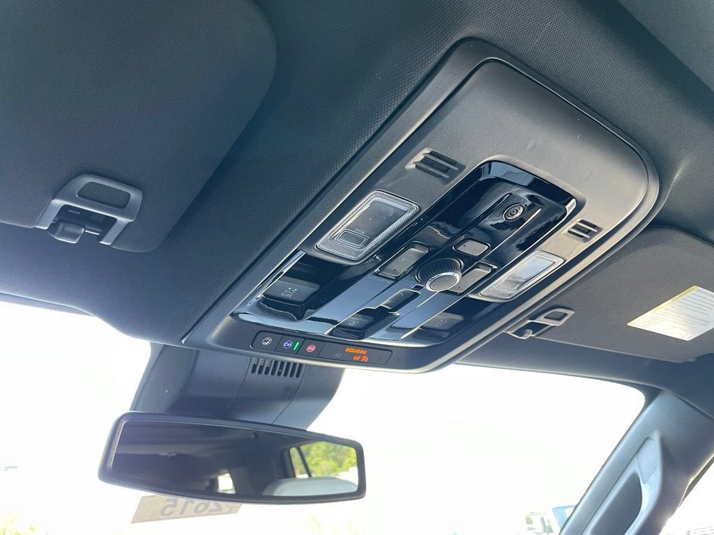 2026 Chevrolet Tahoe Premier - Photo 21