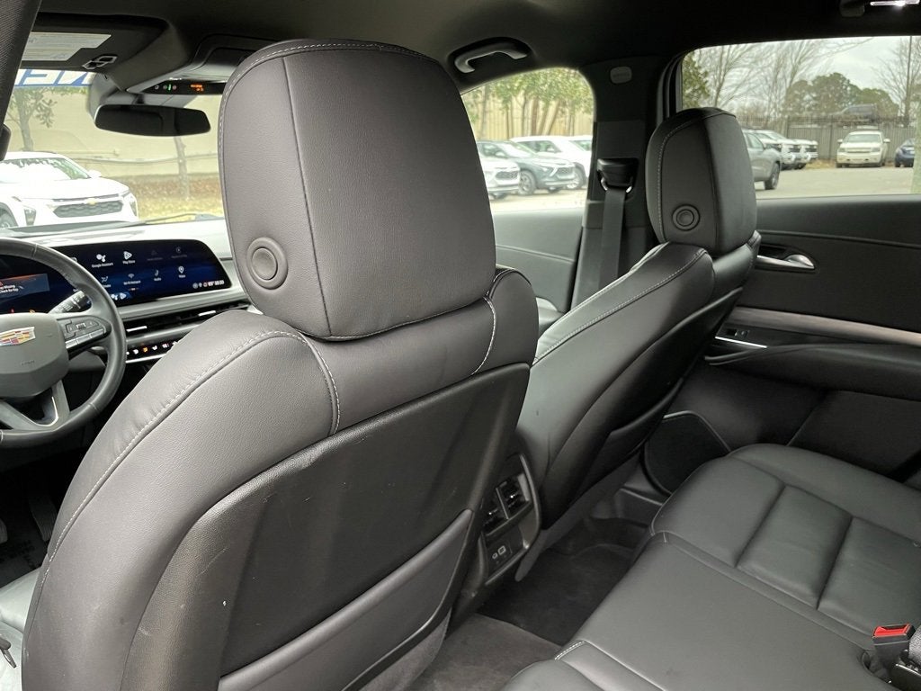 2024 Cadillac XT4 Premium Luxury