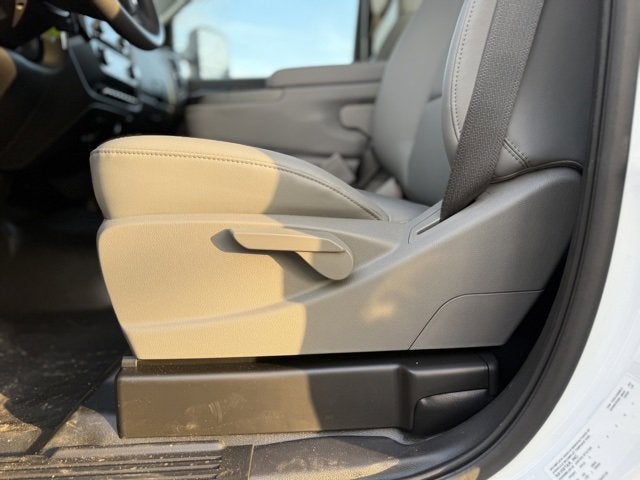 2024 Chevrolet Silverado 5500 HD Work Truck