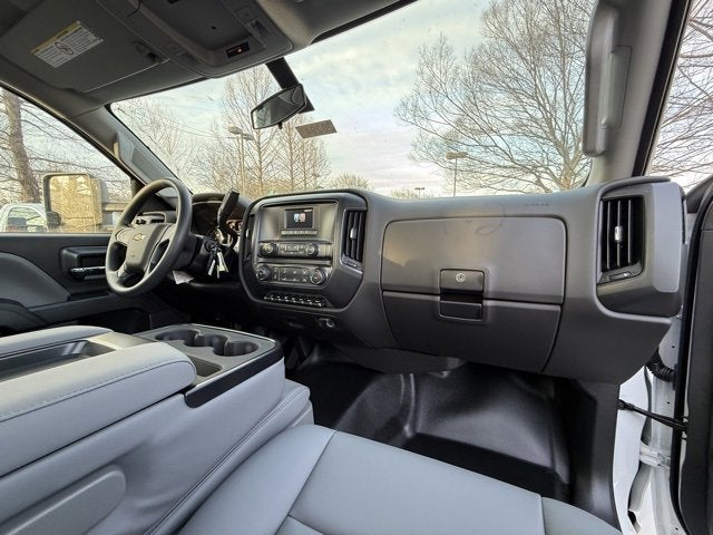 2024 Chevrolet Silverado 5500 HD Work Truck