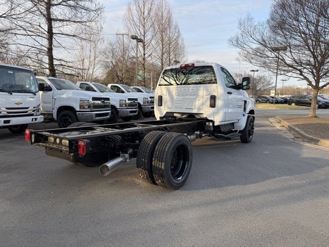 2024 Chevrolet Silverado 5500 HD Work Truck