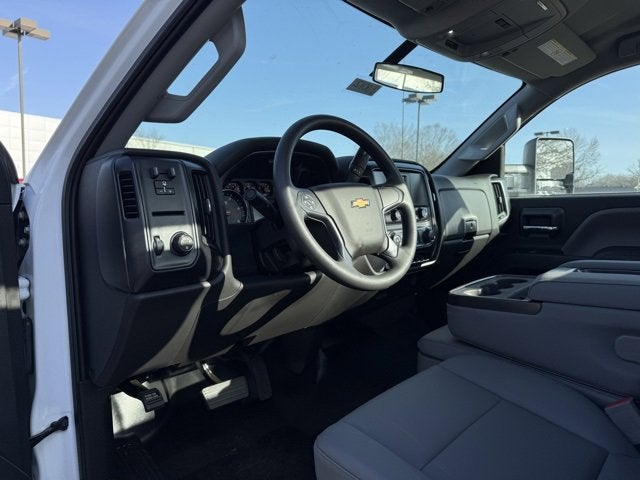 2024 Chevrolet Silverado 5500 HD Work Truck