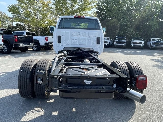 2024 Chevrolet Silverado 5500 HD Work Truck