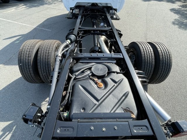 2024 Chevrolet Silverado 5500 HD Work Truck