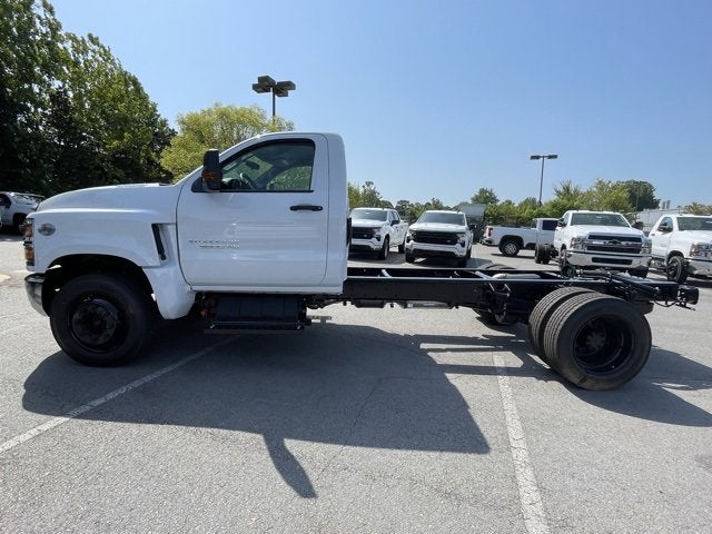 2024 Chevrolet Silverado 5500 HD Work Truck