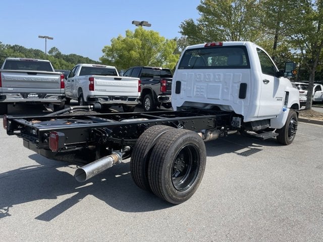 2024 Chevrolet Silverado 5500 HD Work Truck