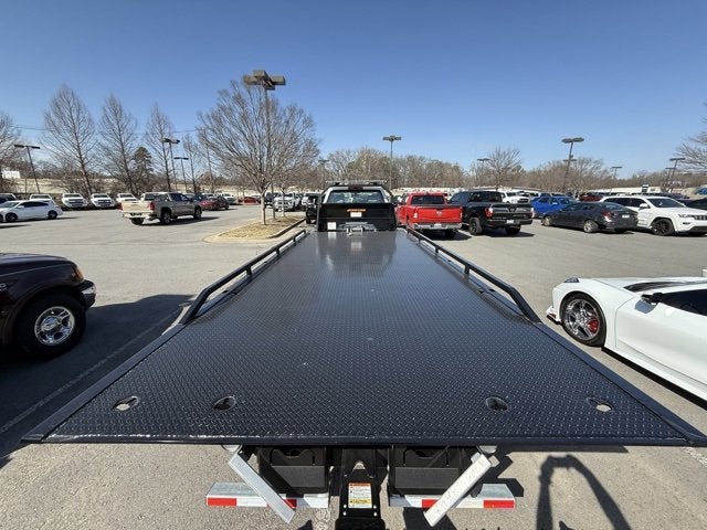 2024 Chevrolet Silverado 6500 HD Work Truck