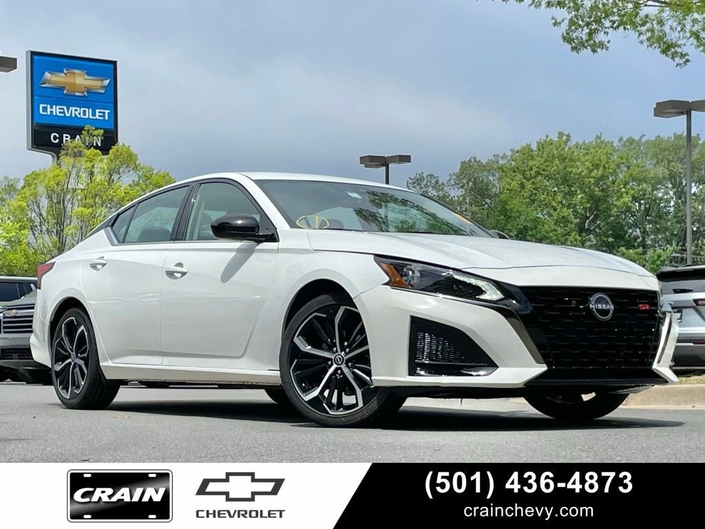 2024 Nissan Altima 2.5 SR's photo
