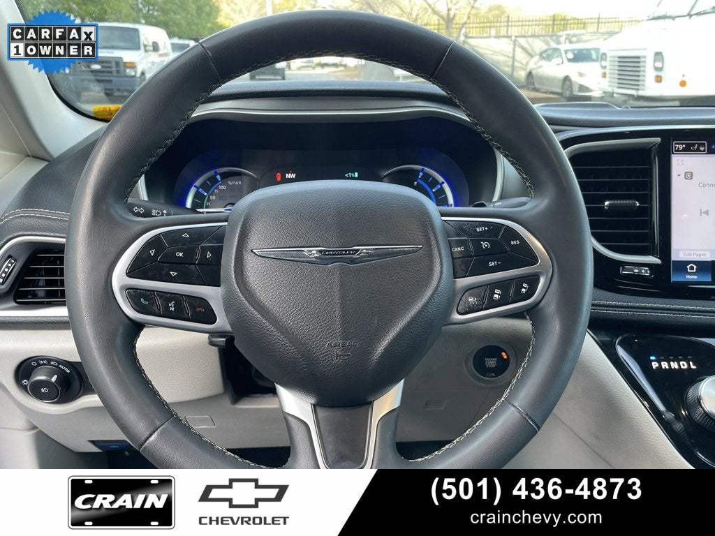 2023 Chrysler Pacifica Hybrid Touring L