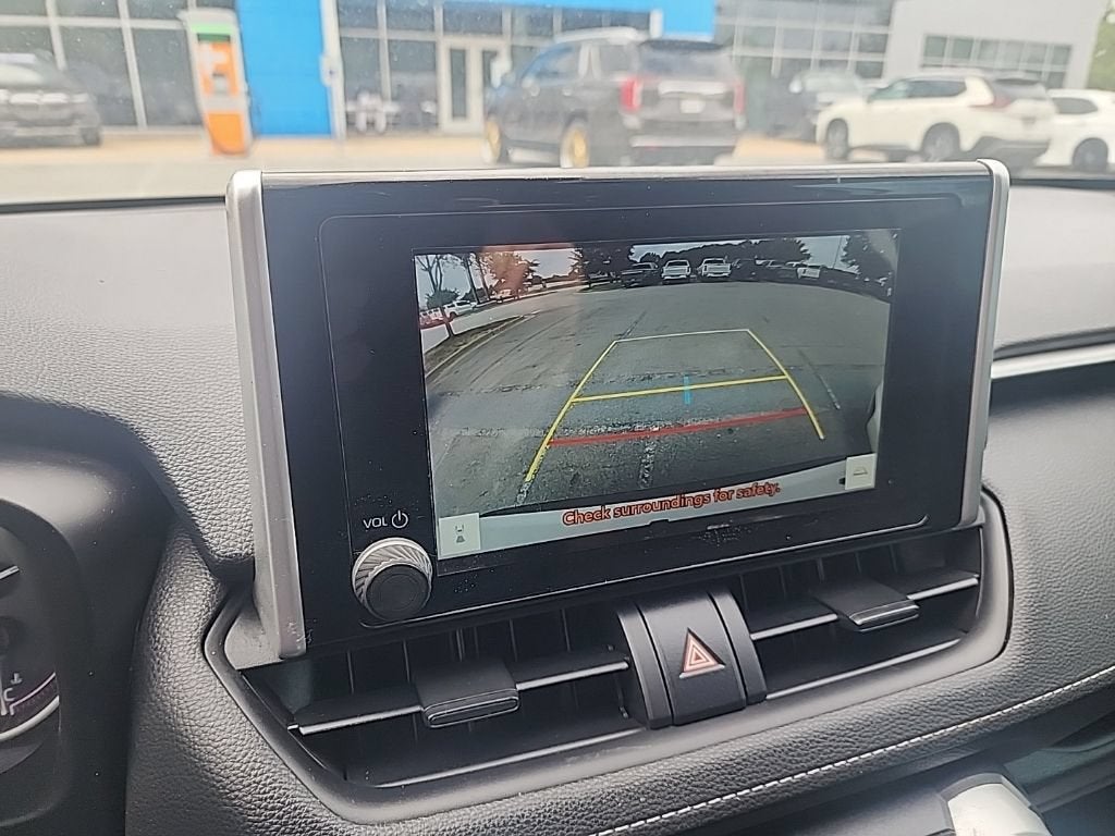 2025 Toyota RAV4 LE