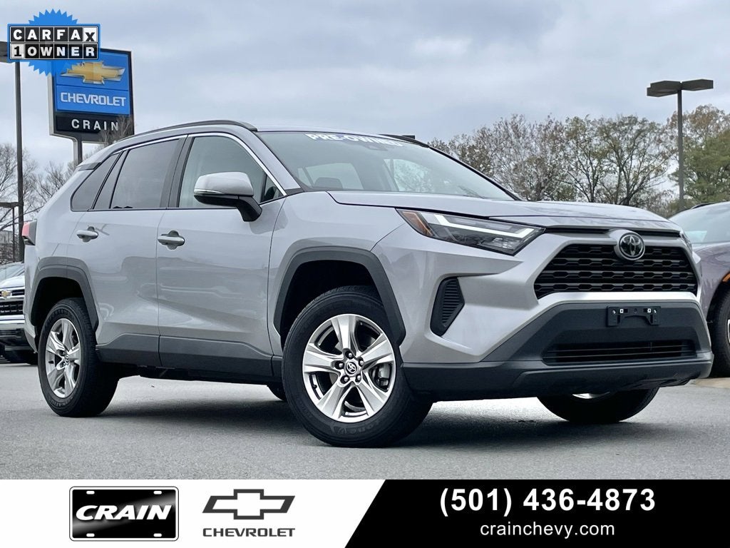 2023 Toyota RAV4 XLE