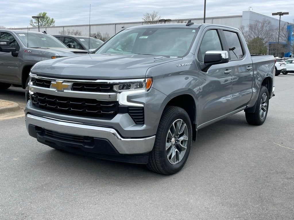 2025 Chevrolet Silverado 1500 LT