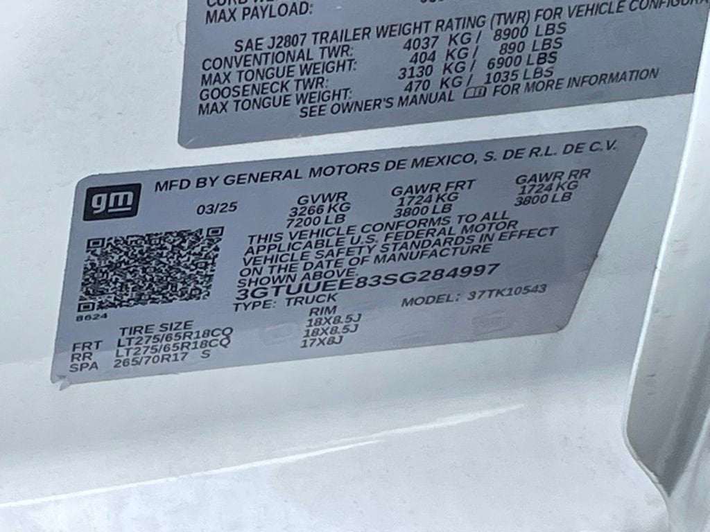 2025 GMC Sierra 1500 AT4