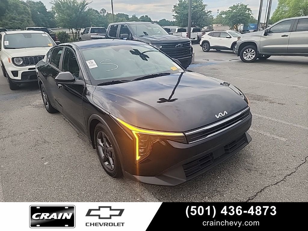 2025 Kia K4 LXS AT's photo