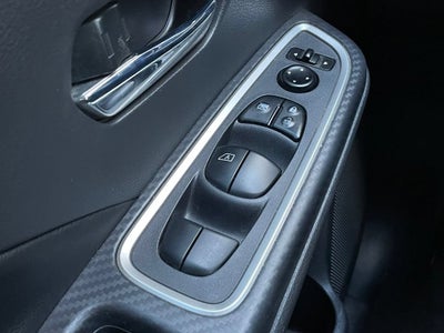 2023 Nissan Versa SR