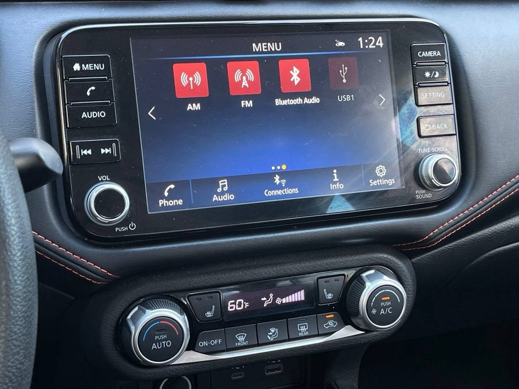 2023 Nissan Versa SR