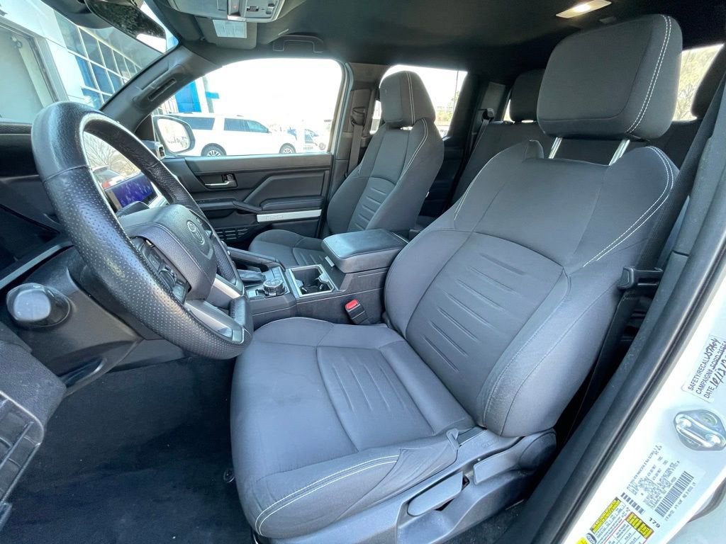 2024 Toyota Tacoma 4WD SR5