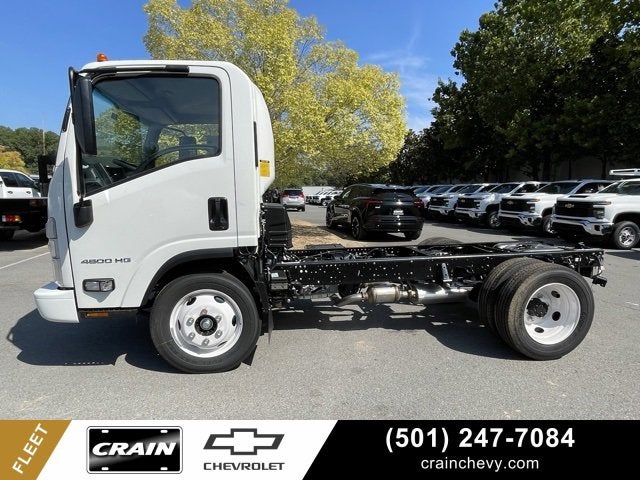 2025 Chevrolet Low Cab Forward 4500 Base