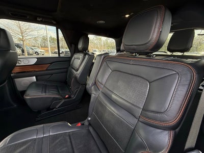 2022 Lincoln Navigator Black Label