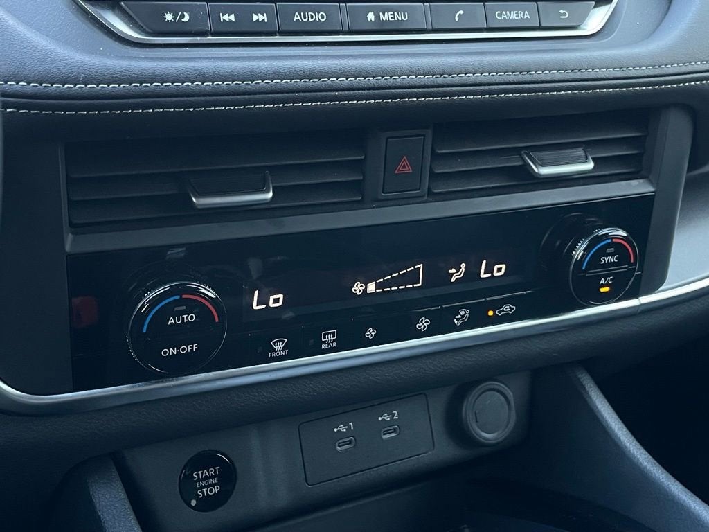 2025 Nissan Rogue SV