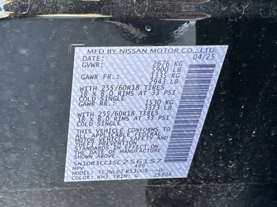 2025 Nissan Pathfinder SL