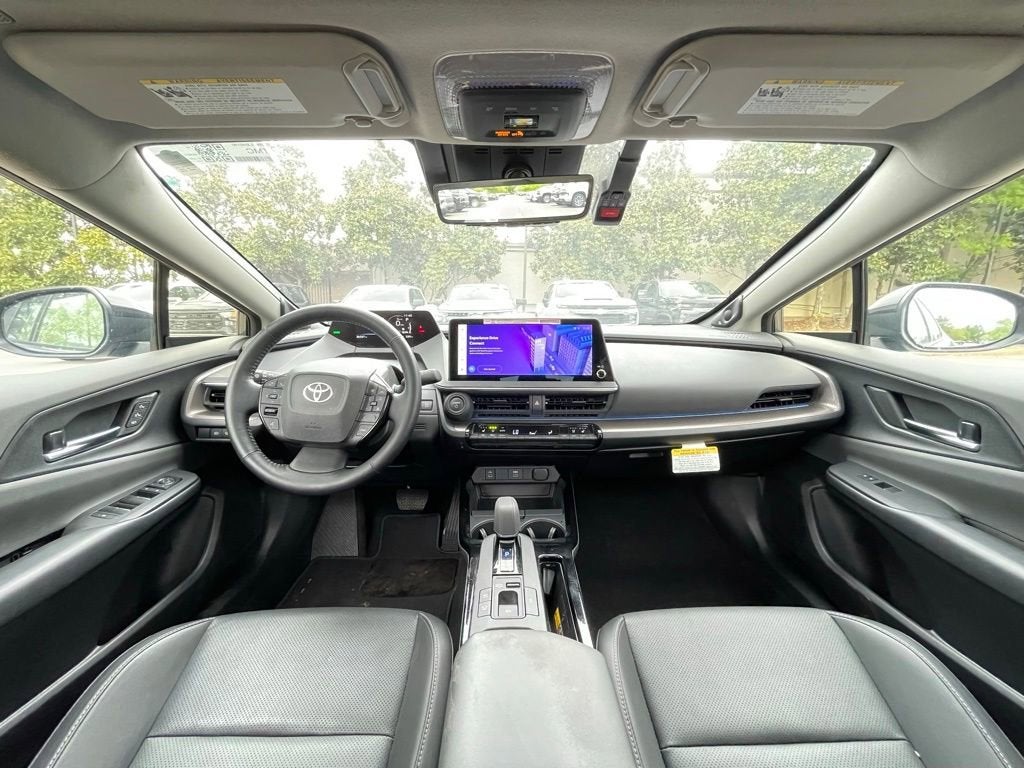 2025 Toyota Prius LE