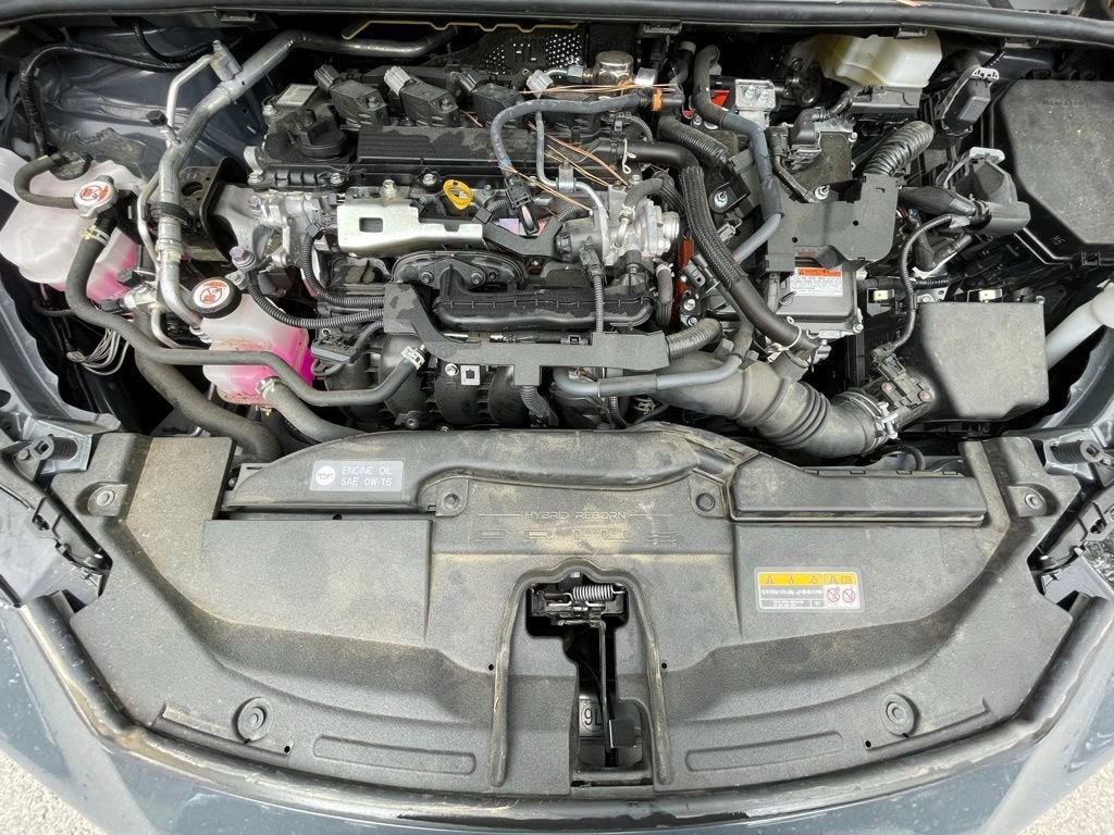 2025 Toyota Prius LE