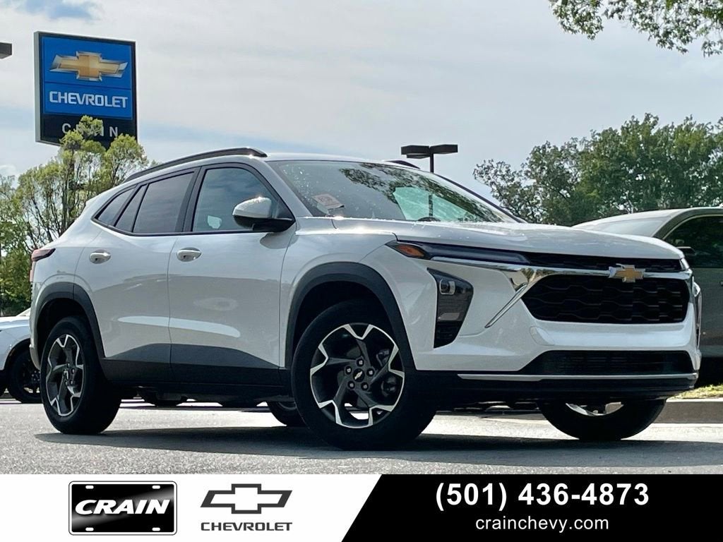 2025 Chevrolet Trax LT's photo