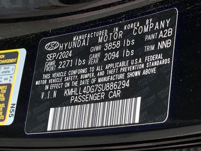 2025 Hyundai Elantra SE