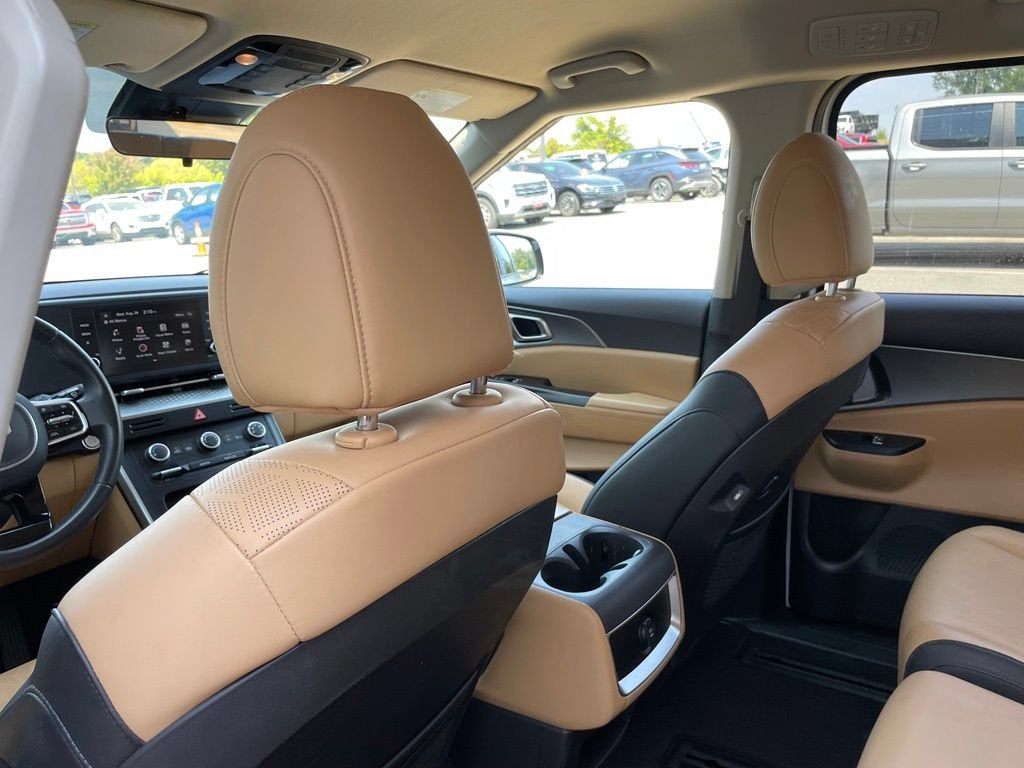 2024 Kia Carnival LX
