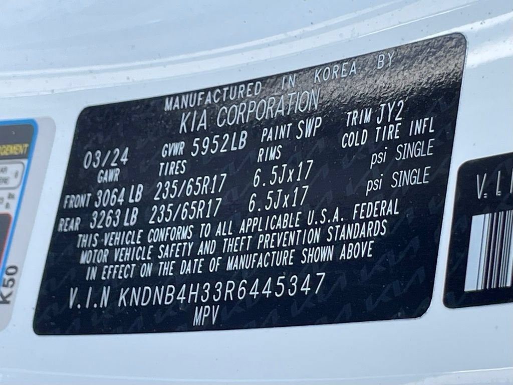 2024 Kia Carnival LX