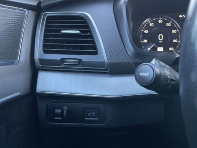 2021 Volvo XC90 Momentum