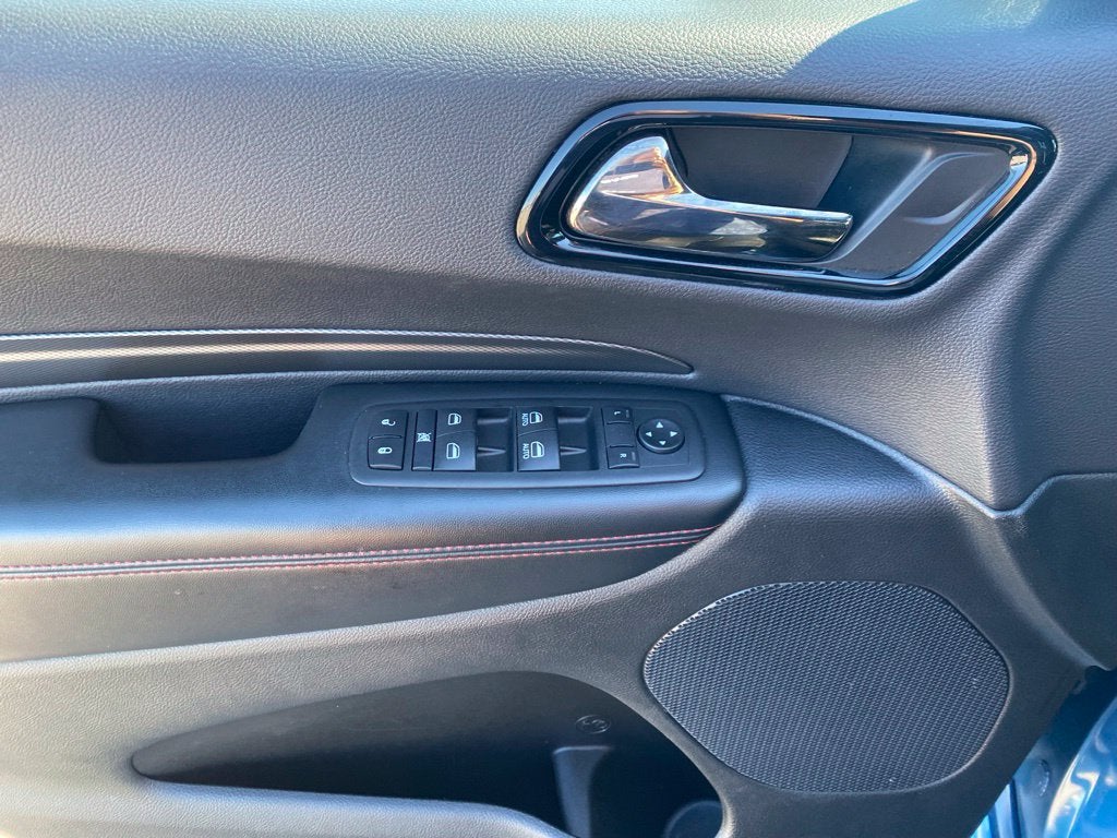2025 DODGE TRUCK DURANGO Base