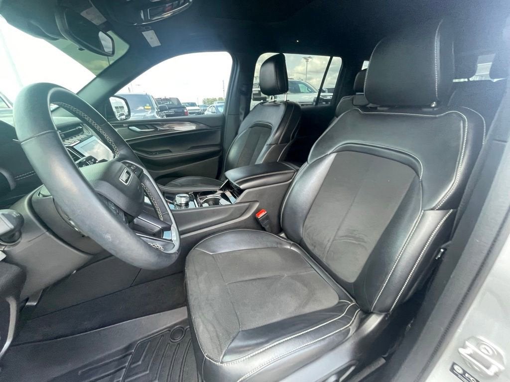 2022 Jeep Grand Cherokee L Altitude